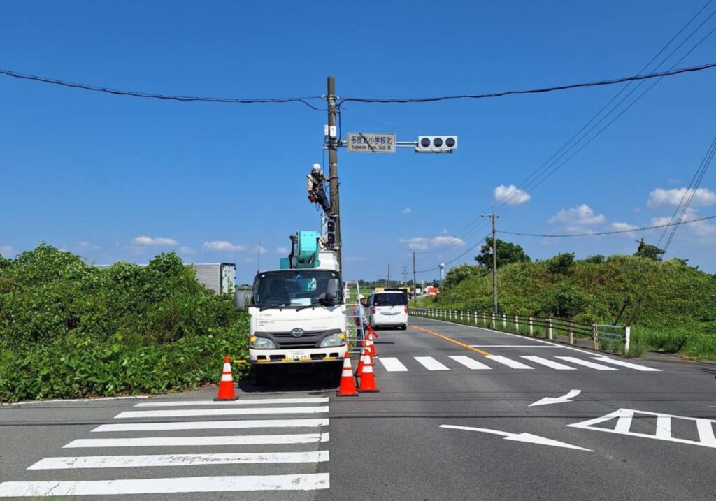 三重県 三重郡菰野町 電気通信工事業 交通信号工事 ネットワーク設備工事 インターネット回線 Wi-Fi無線LAN LAN工事 電気工事 交通信号工事 防犯カメラ設置工事 NTT取次業務 ネットワーク構築 四日市市