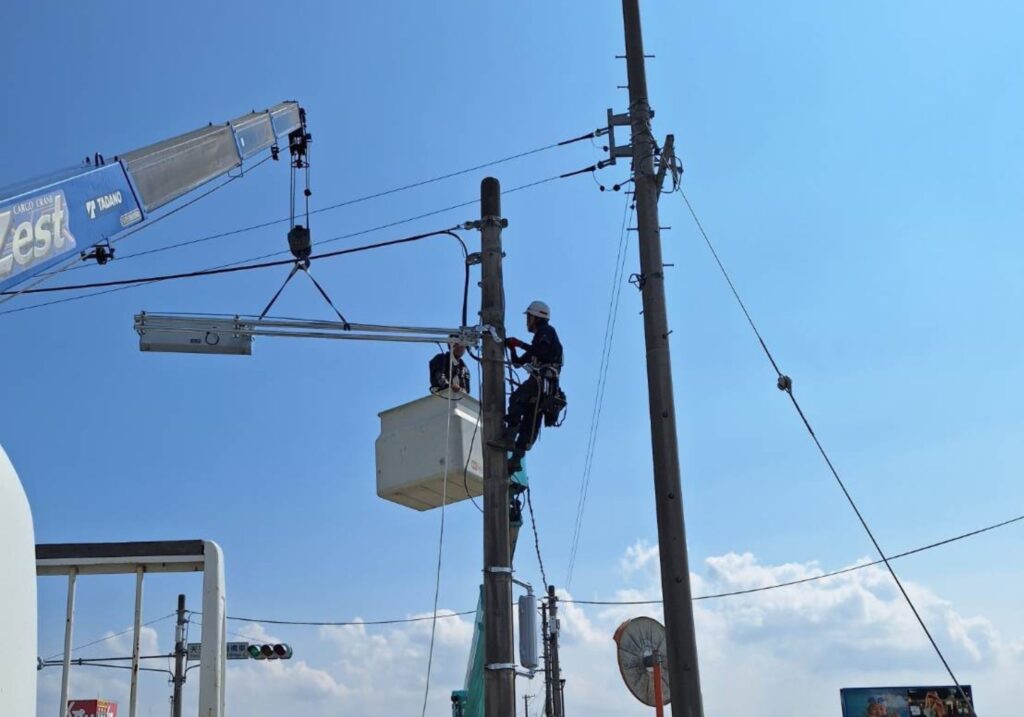 三重県 三重郡菰野町 電気通信工事業 交通信号工事 ネットワーク設備工事 インターネット回線 Wi-Fi無線LAN LAN工事 電気工事 交通信号工事 防犯カメラ設置工事 NTT取次業務 ネットワーク構築 四日市市